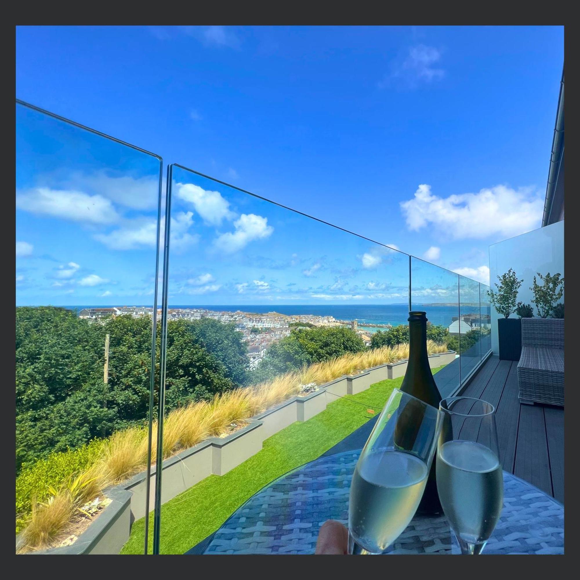Uno St Ives - Luxury Serviced Accommodation Екстер'єр фото