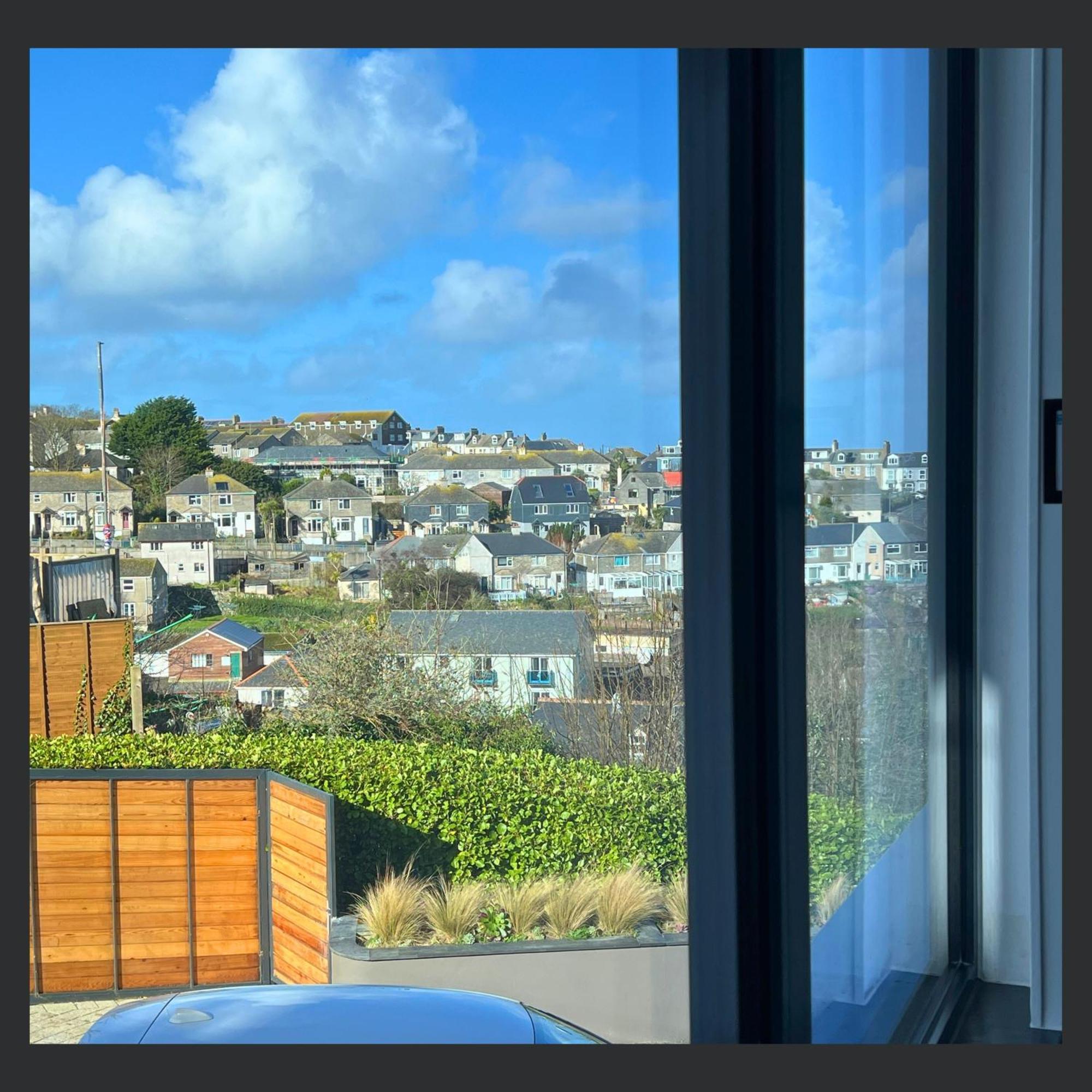Uno St Ives - Luxury Serviced Accommodation Екстер'єр фото